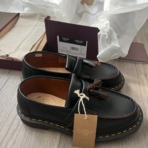 NWT Dr Martens Adrian Tassel Loafer 9 W